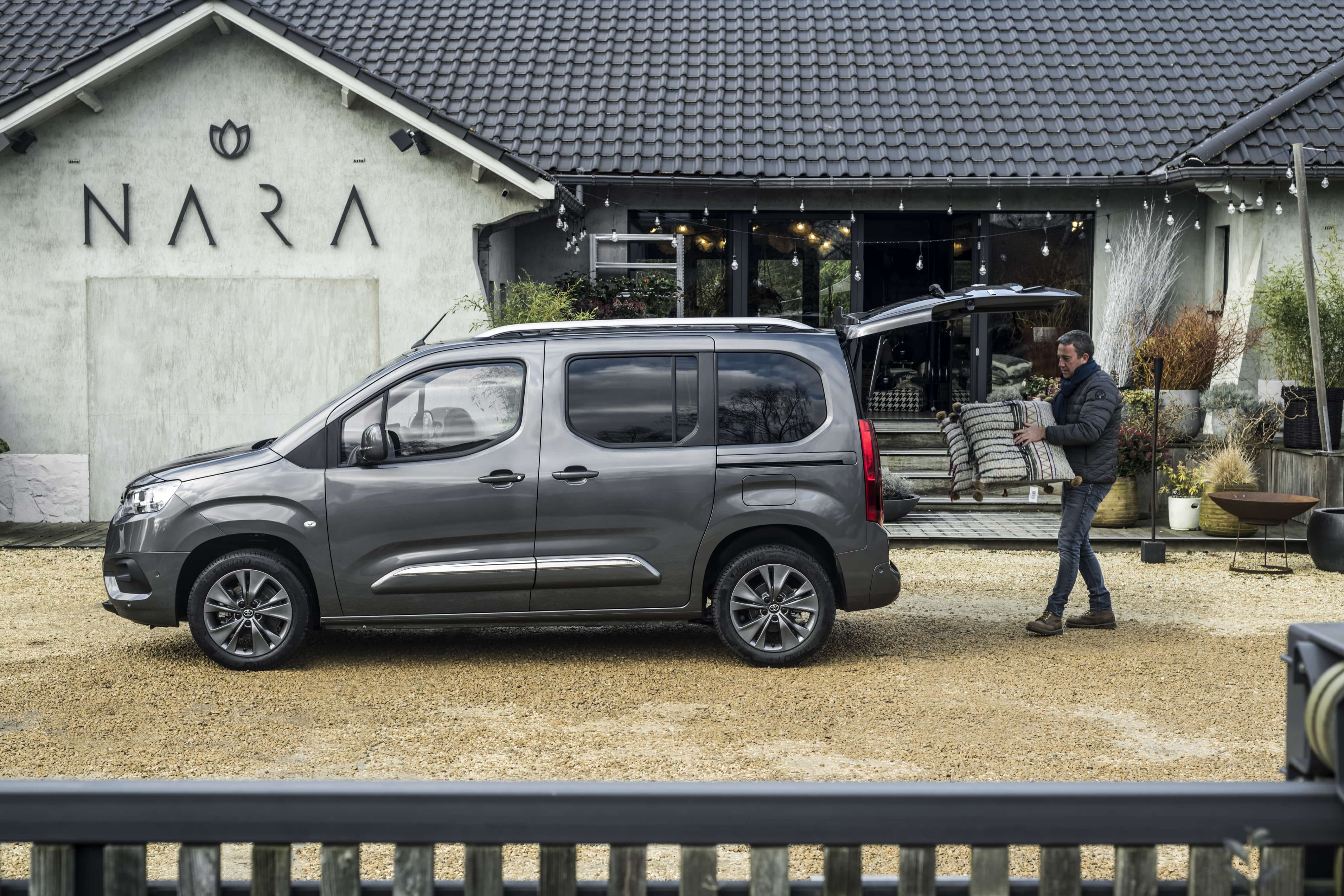 toyota_proace_city_verso_9_vidi_palmira