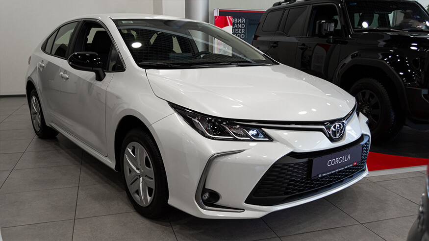 corolla_v_naavnosti